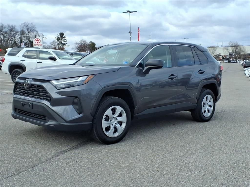 2025 Toyota RAV4 LE