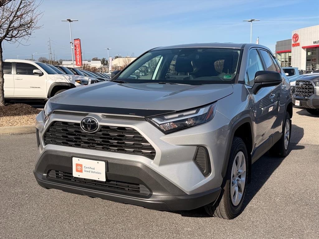 2023 Toyota RAV4 LE