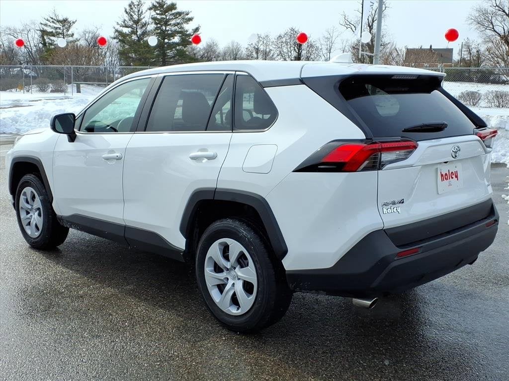 2025 Toyota RAV4 LE