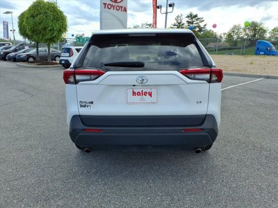 2024 Toyota RAV4 LE