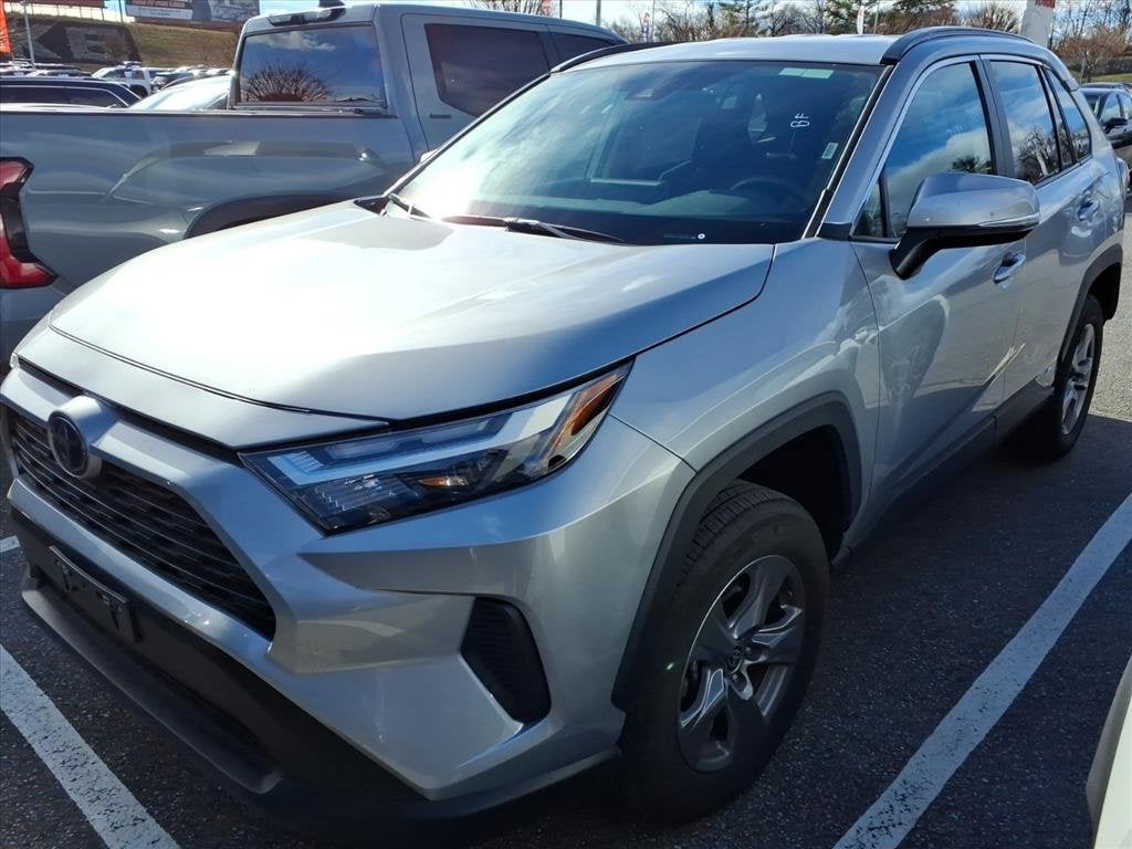 2025 Toyota RAV4 Hybrid XLE