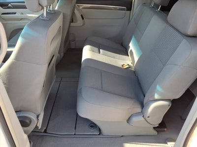 2010 Volkswagen Routan S