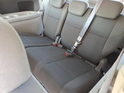 2010 Volkswagen Routan S