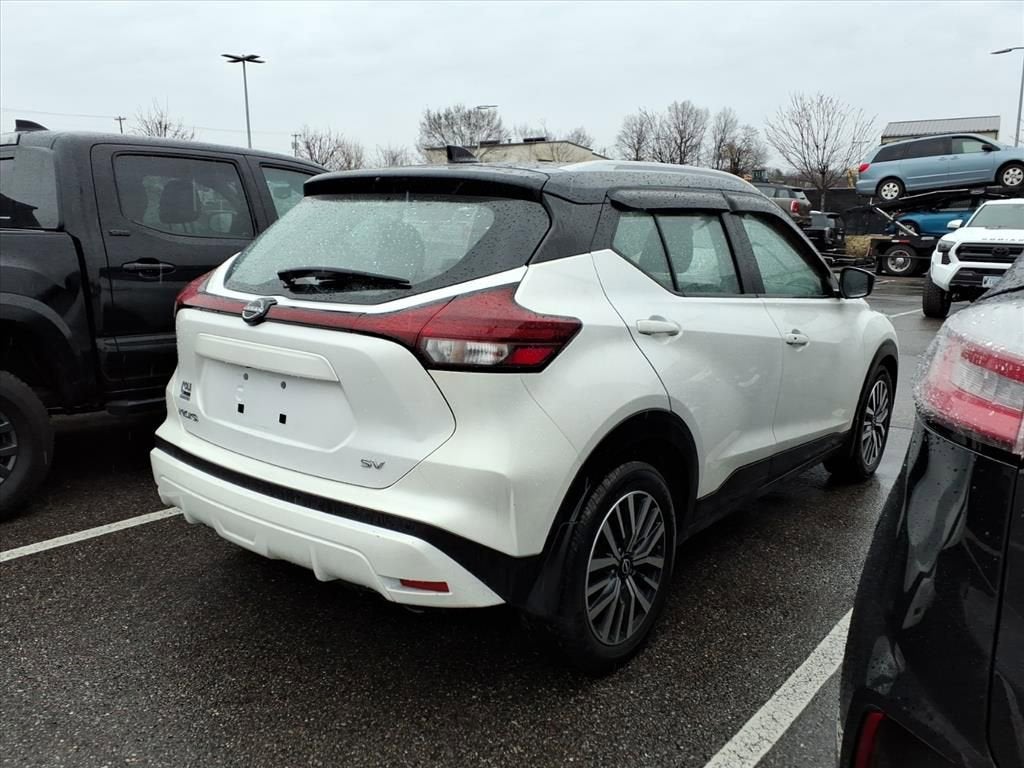 2023 Nissan Kicks SV