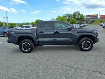 2025 Toyota Tacoma TRD Off Road