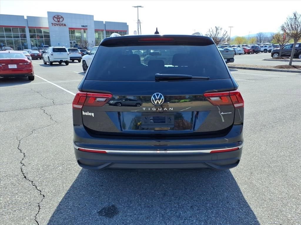 2022 Volkswagen Tiguan S