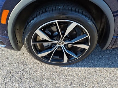 2024 Volkswagen Tiguan SEL R-Line