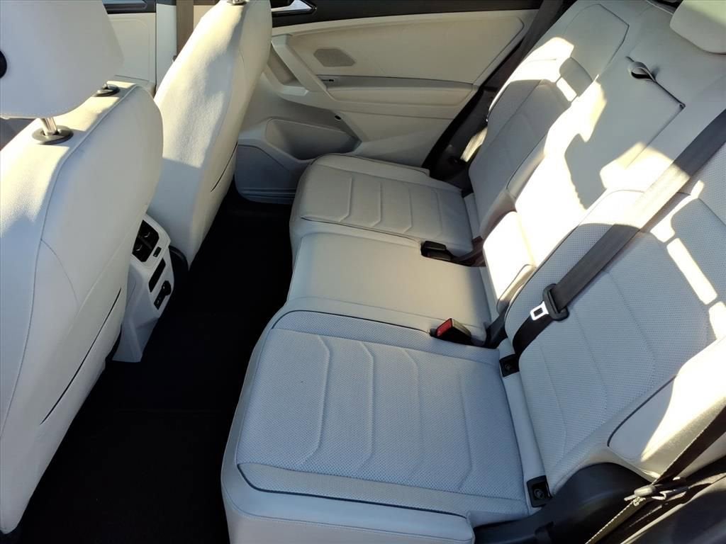 2024 Volkswagen Tiguan SEL R-Line