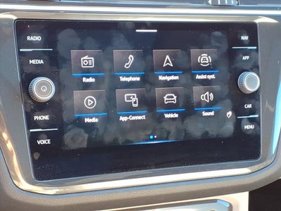 2024 Volkswagen Tiguan SEL R-Line