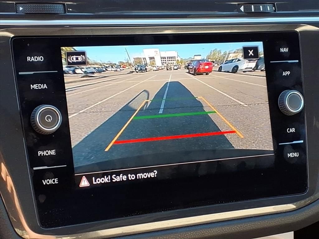 2024 Volkswagen Tiguan SEL R-Line