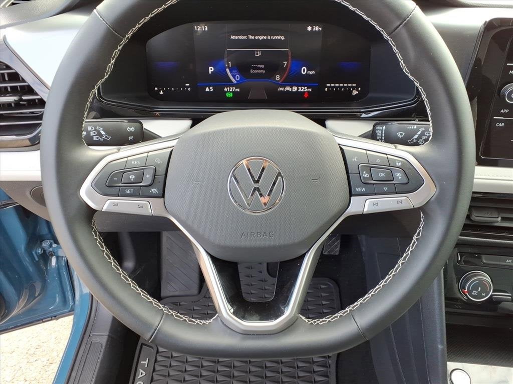 2025 Volkswagen Taos S