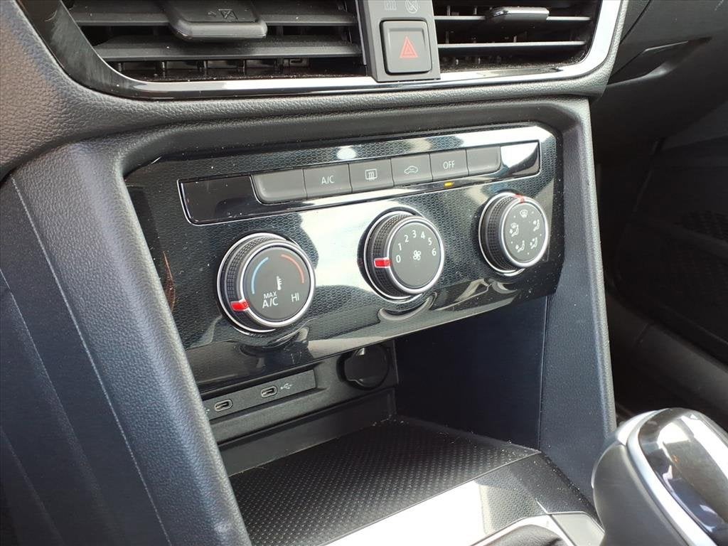 2025 Volkswagen Taos S