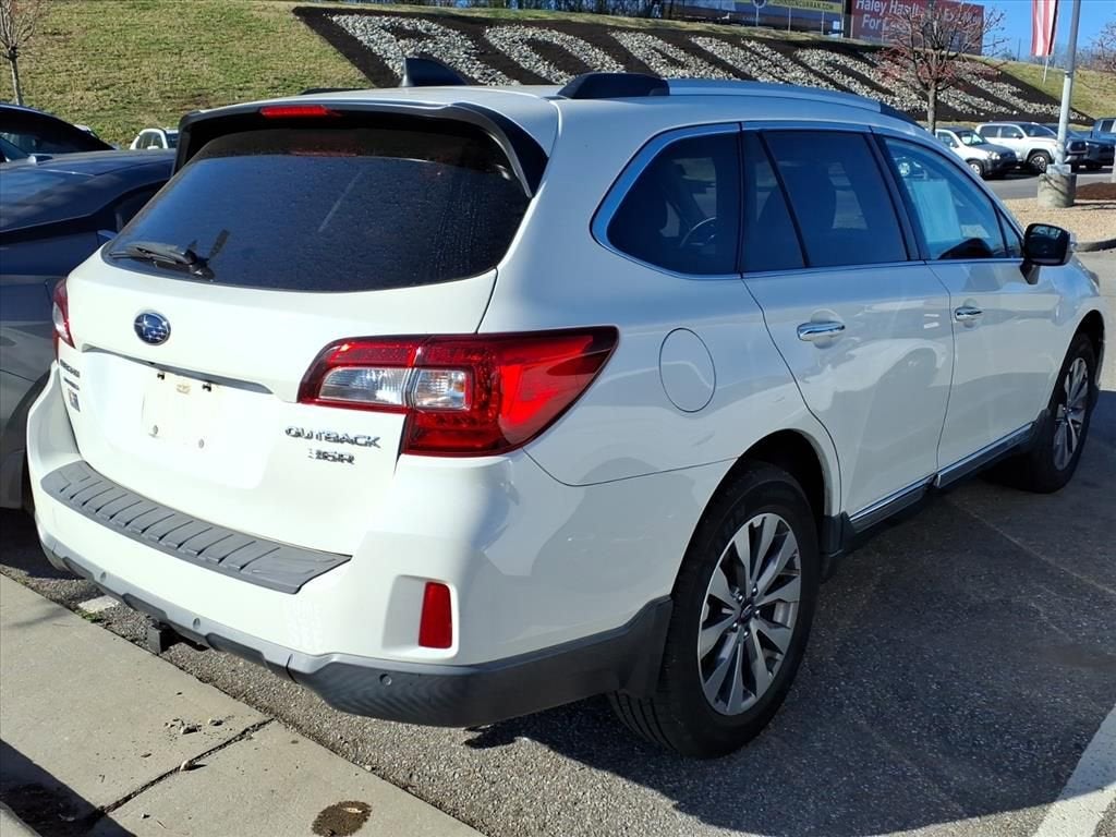 2017 Subaru Outback Touring