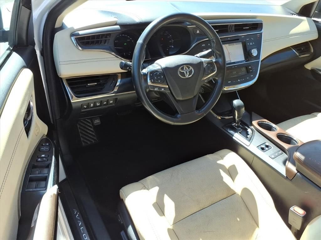 2018 Toyota Avalon Hybrid Limited