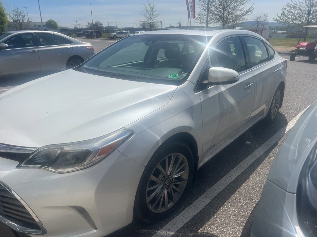 2018 Toyota Avalon Hybrid Limited
