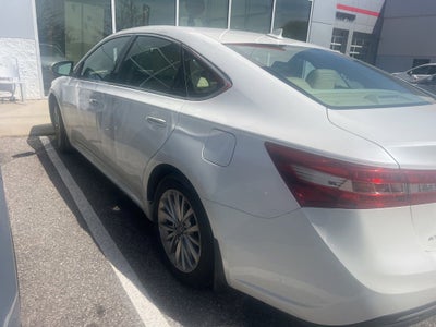 2018 Toyota Avalon Hybrid Limited