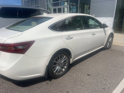 2018 Toyota Avalon Hybrid Limited