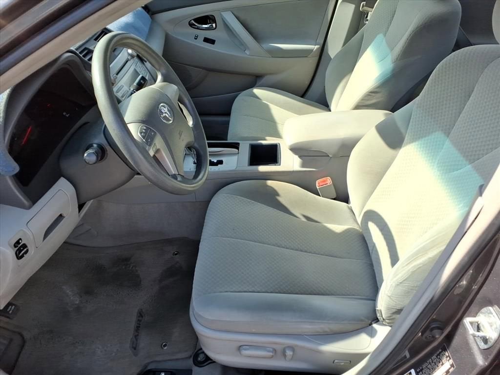 2009 Toyota Camry LE