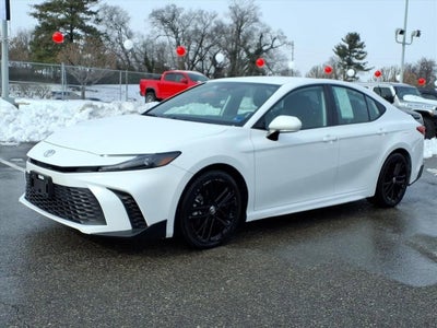 2025 Toyota Camry SE