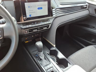 2025 Toyota Camry LE
