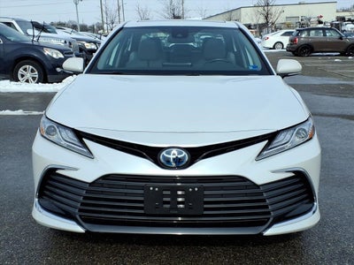 2022 Toyota Camry Hybrid XLE