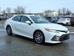 2022 Toyota Camry Hybrid XLE
