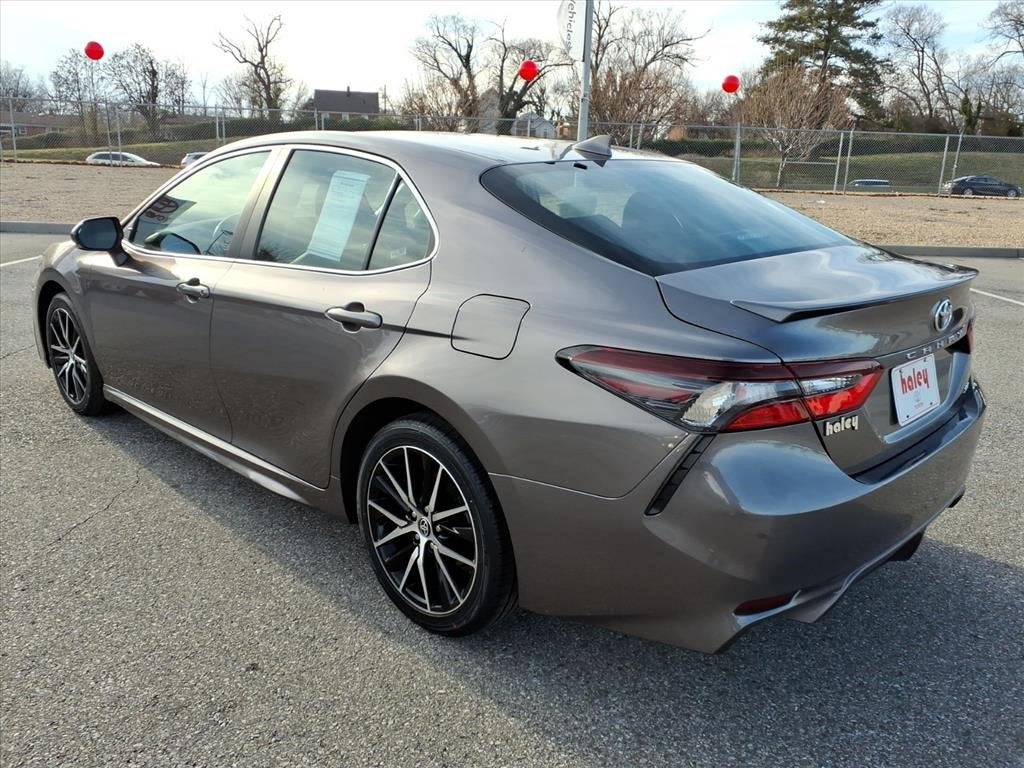 2024 Toyota Camry SE