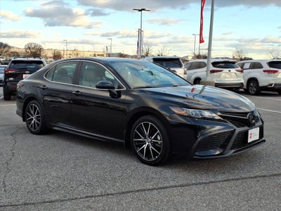 2023 Toyota Camry SE