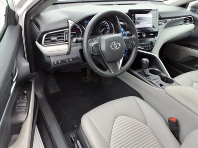 2022 Toyota Camry Hybrid SE