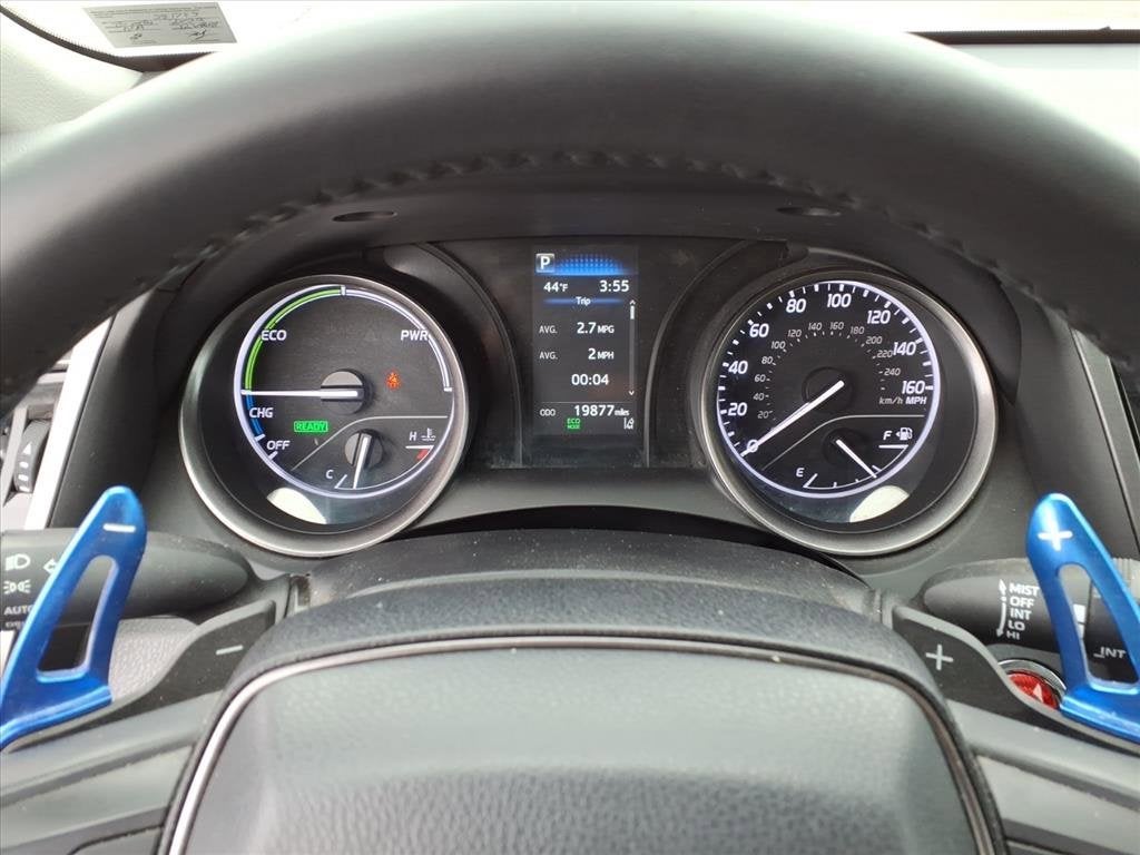 2022 Toyota Camry Hybrid SE