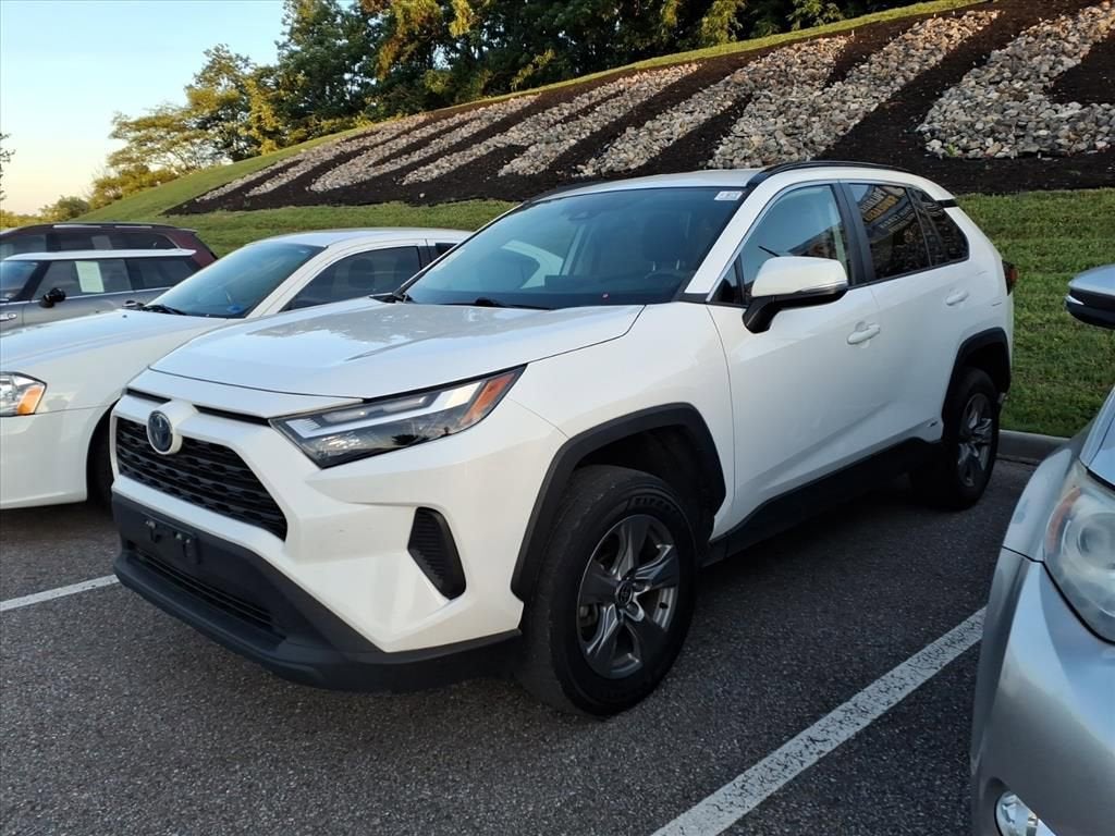 2023 Toyota RAV4 Hybrid XLE