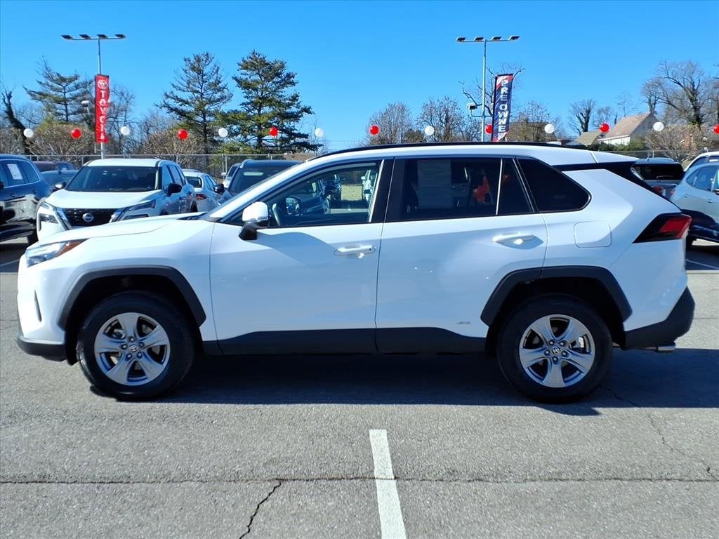 2025 Toyota RAV4 Hybrid XLE