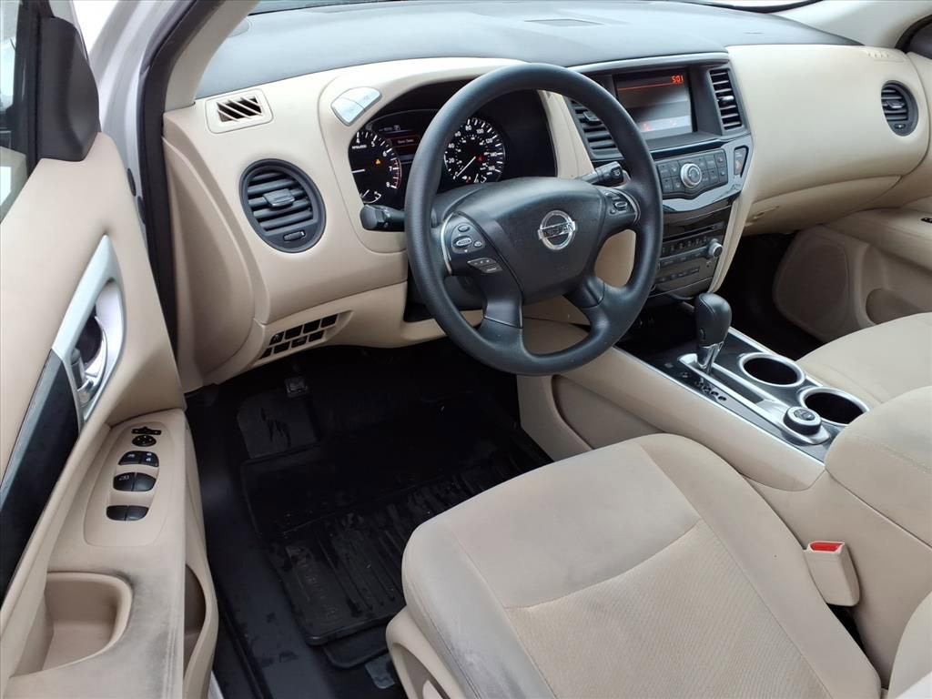 2016 Nissan Pathfinder S