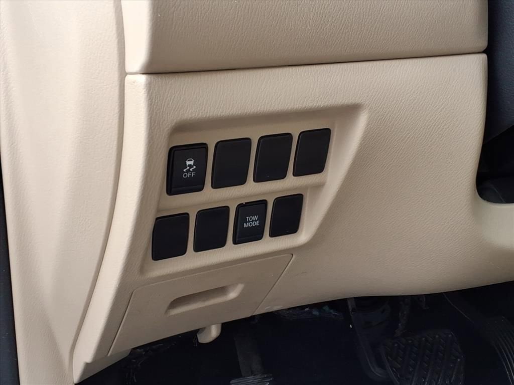 2016 Nissan Pathfinder S