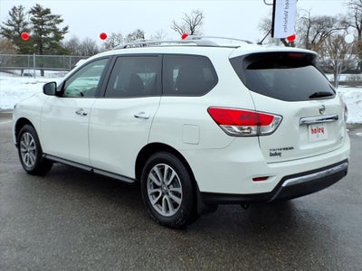 2016 Nissan Pathfinder S