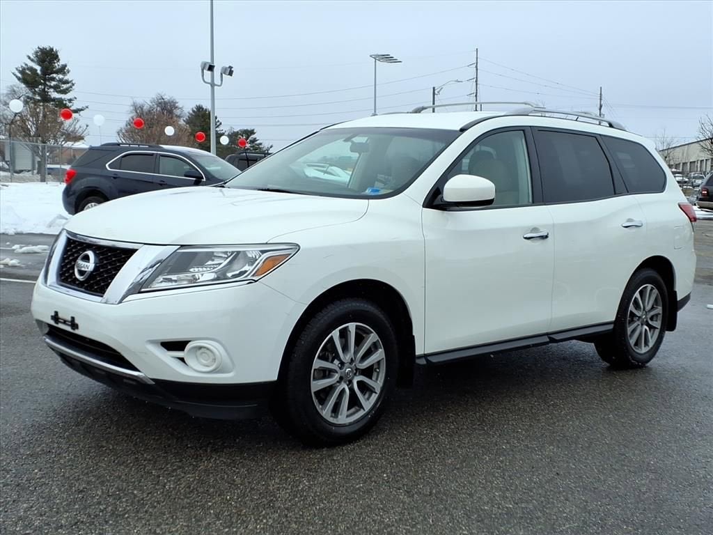 2016 Nissan Pathfinder S