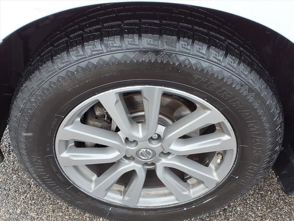 2016 Nissan Pathfinder S