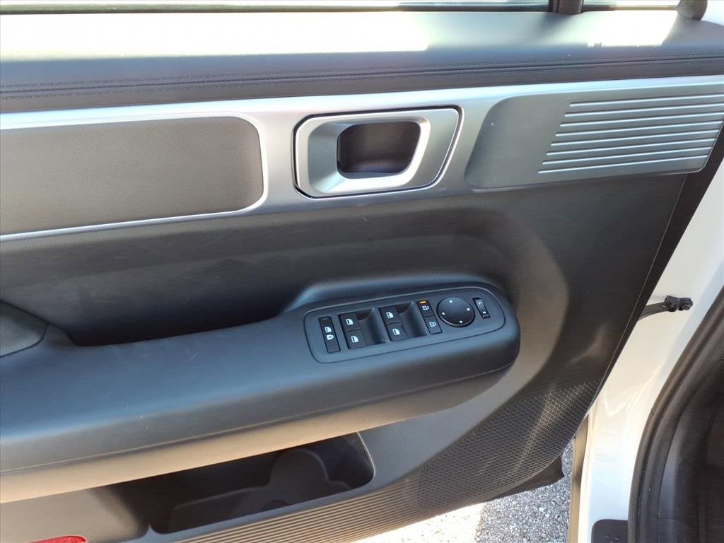 2025 Hyundai Santa Fe SE