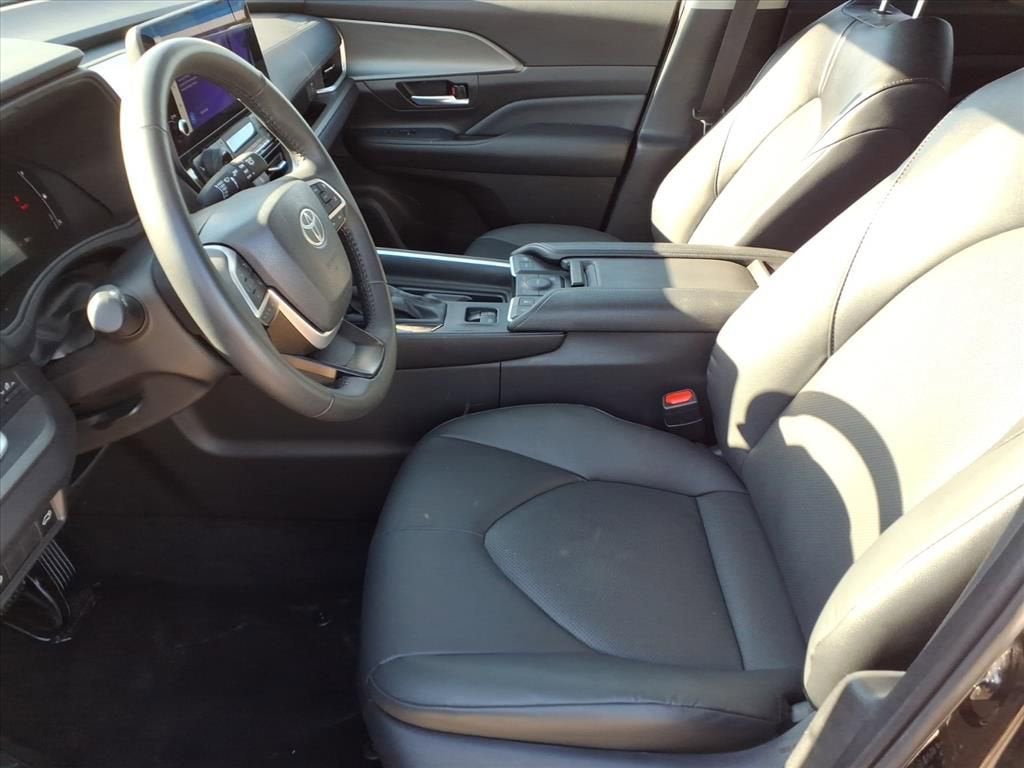 2025 Toyota Grand Highlander XLE