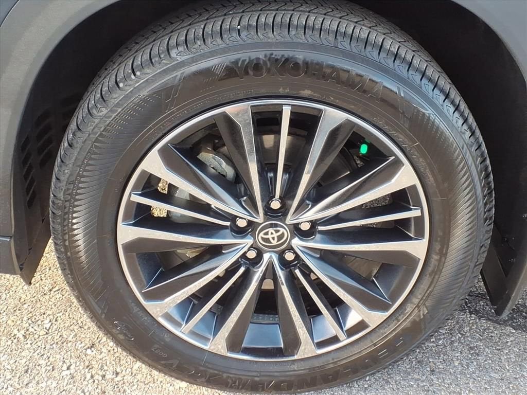 2025 Toyota Grand Highlander Hybrid MAX Platinum