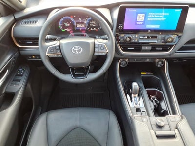 2025 Toyota Grand Highlander Hybrid MAX Platinum