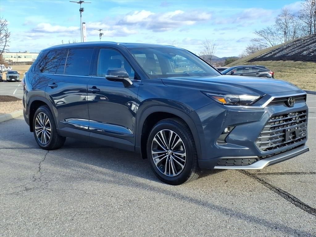 2025 Toyota Grand Highlander Hybrid MAX Platinum