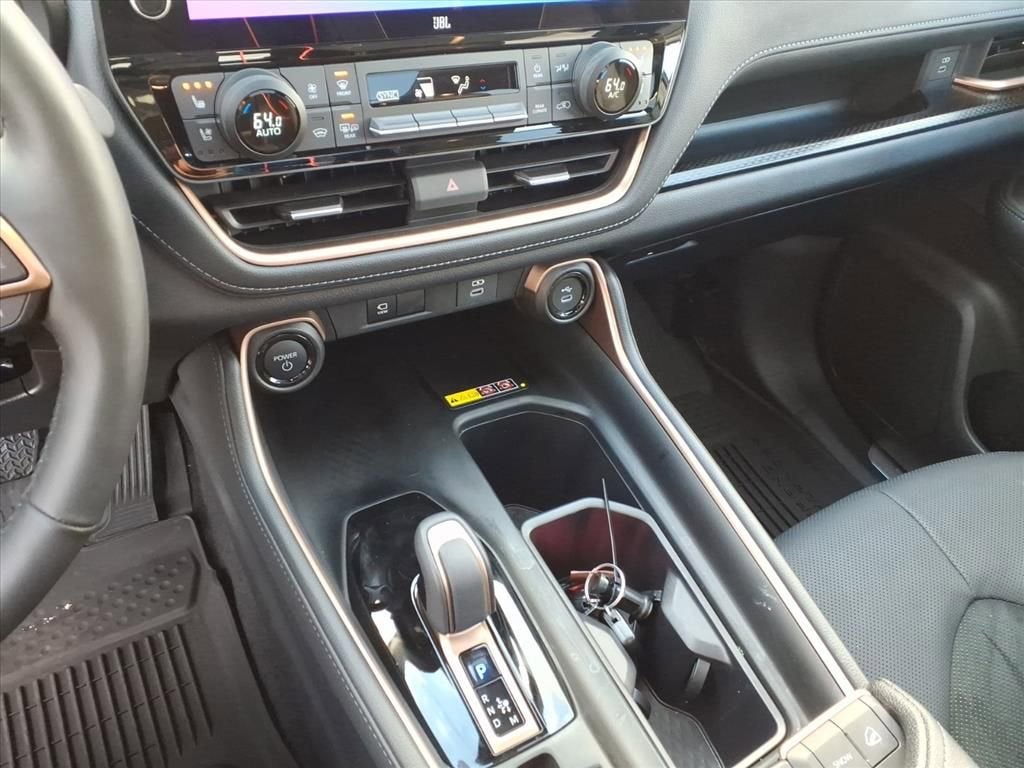 2025 Toyota Grand Highlander Hybrid MAX Platinum