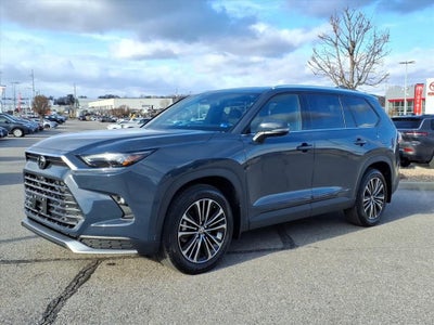 2025 Toyota Grand Highlander Hybrid MAX Platinum