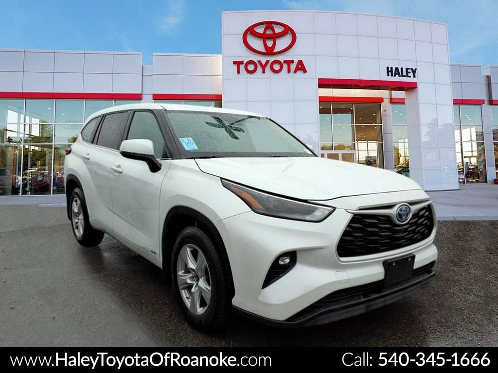 2023 Toyota Highlander Hybrid LE