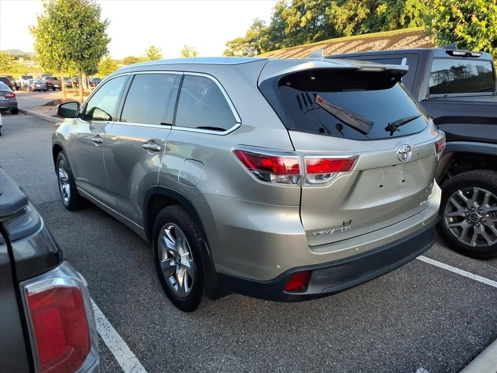 2016 Toyota Highlander Limited Platinum