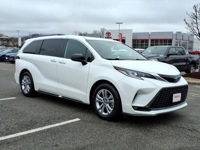 2022 Toyota Sienna XSE