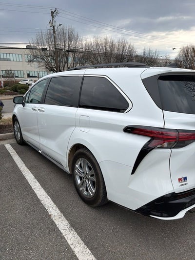 2022 Toyota Sienna XSE
