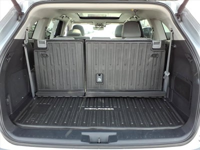 2024 Toyota Highlander Hybrid Platinum