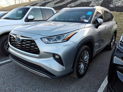 2024 Toyota Highlander Hybrid Platinum